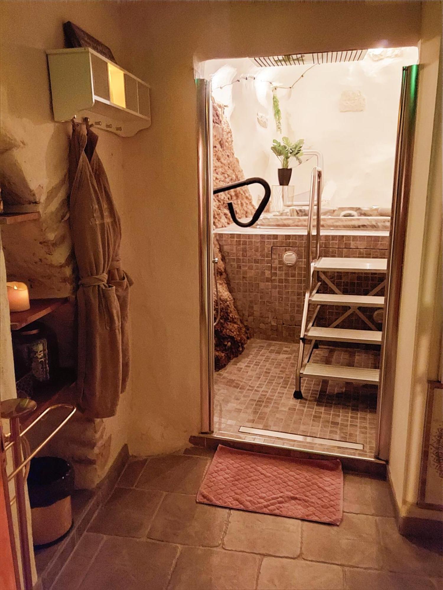 Love Room Avec Spa Privatif Monaco Rocabruna Exterior foto
